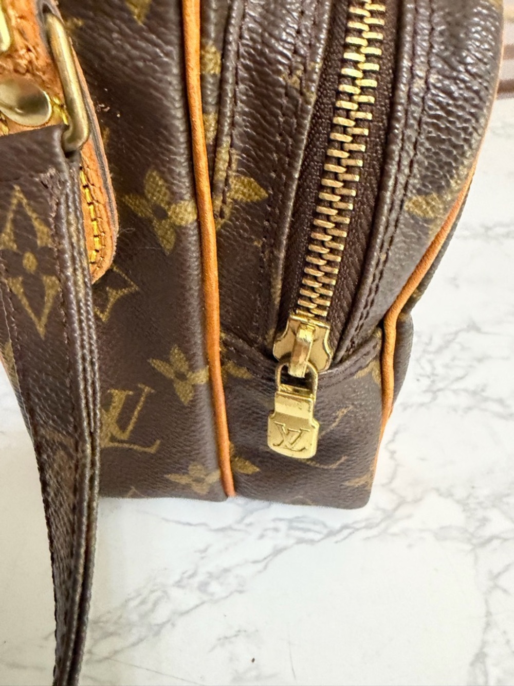 Louis Vuitton Brown Monogram Canvas Crossbody with Tan Trim - Picture 13 of 16